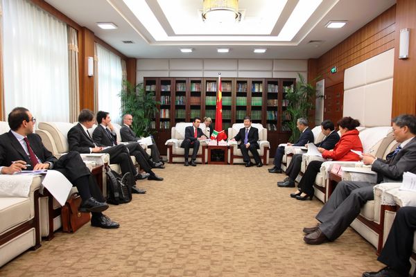 f: http://www.chinapesticide.gov.cn/doc13/2013103015637321.jpg